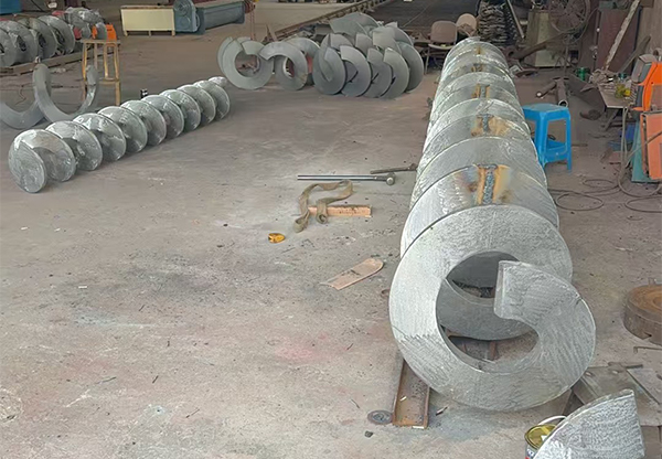 600&times;600�����B�w�T���~Ƭ�������